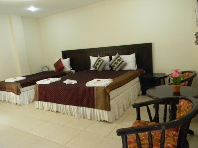 Hill Side Patong Hotel חדר תמונה