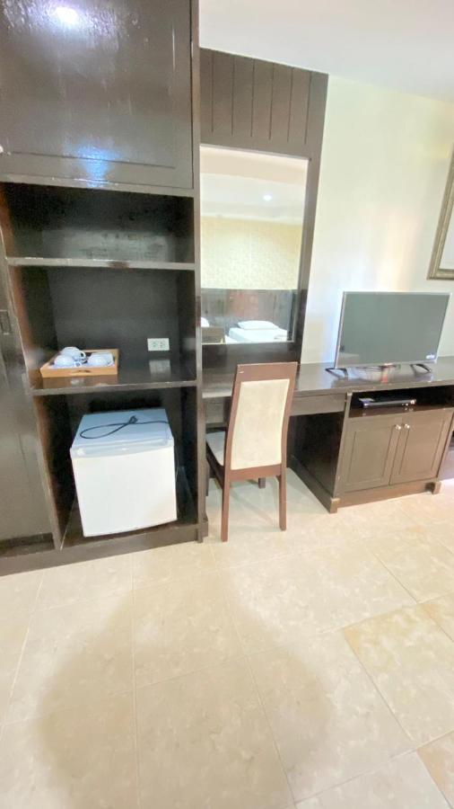 Hill Side Patong Hotel מראה חיצוני תמונה