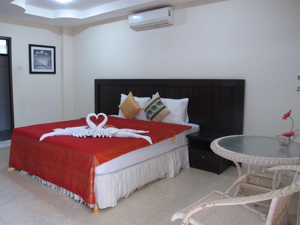 Hill Side Patong Hotel מראה חיצוני תמונה