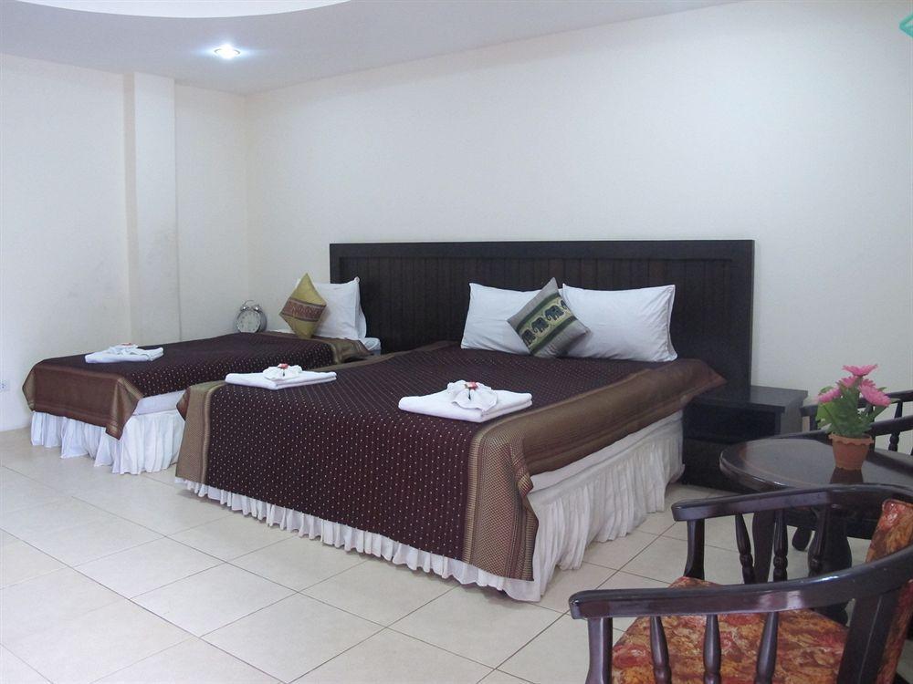 Hill Side Patong Hotel מראה חיצוני תמונה