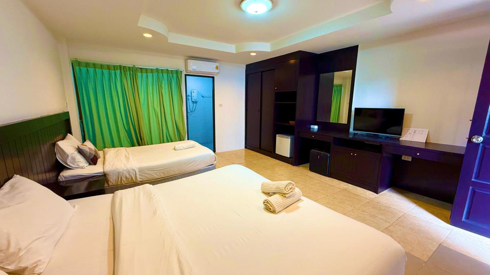 Hill Side Patong Hotel מראה חיצוני תמונה