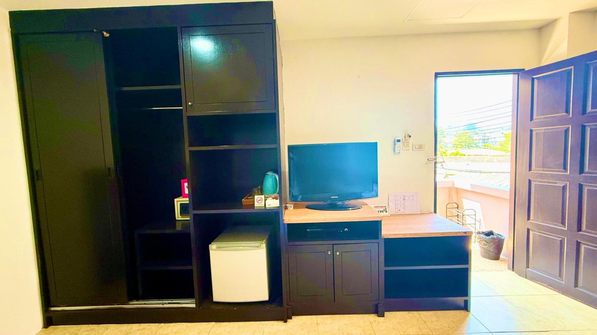 Hill Side Patong Hotel מראה חיצוני תמונה