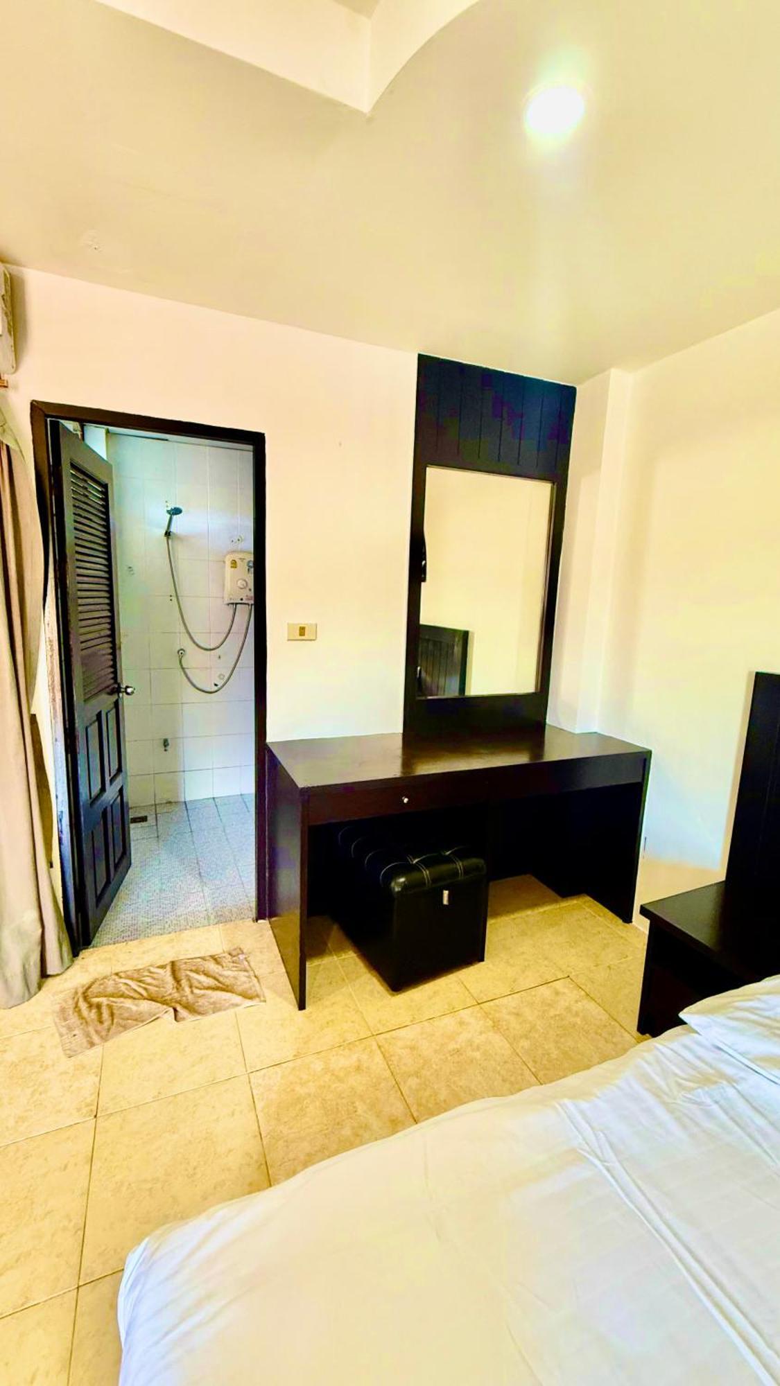 Hill Side Patong Hotel מראה חיצוני תמונה