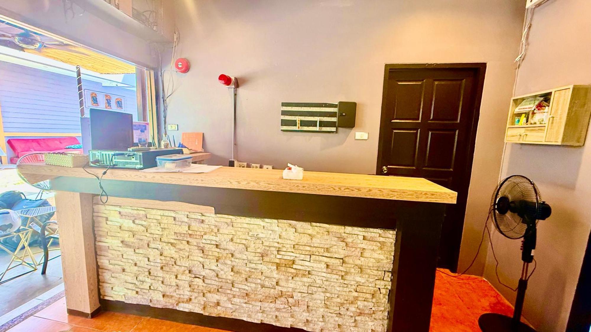 Hill Side Patong Hotel מראה חיצוני תמונה