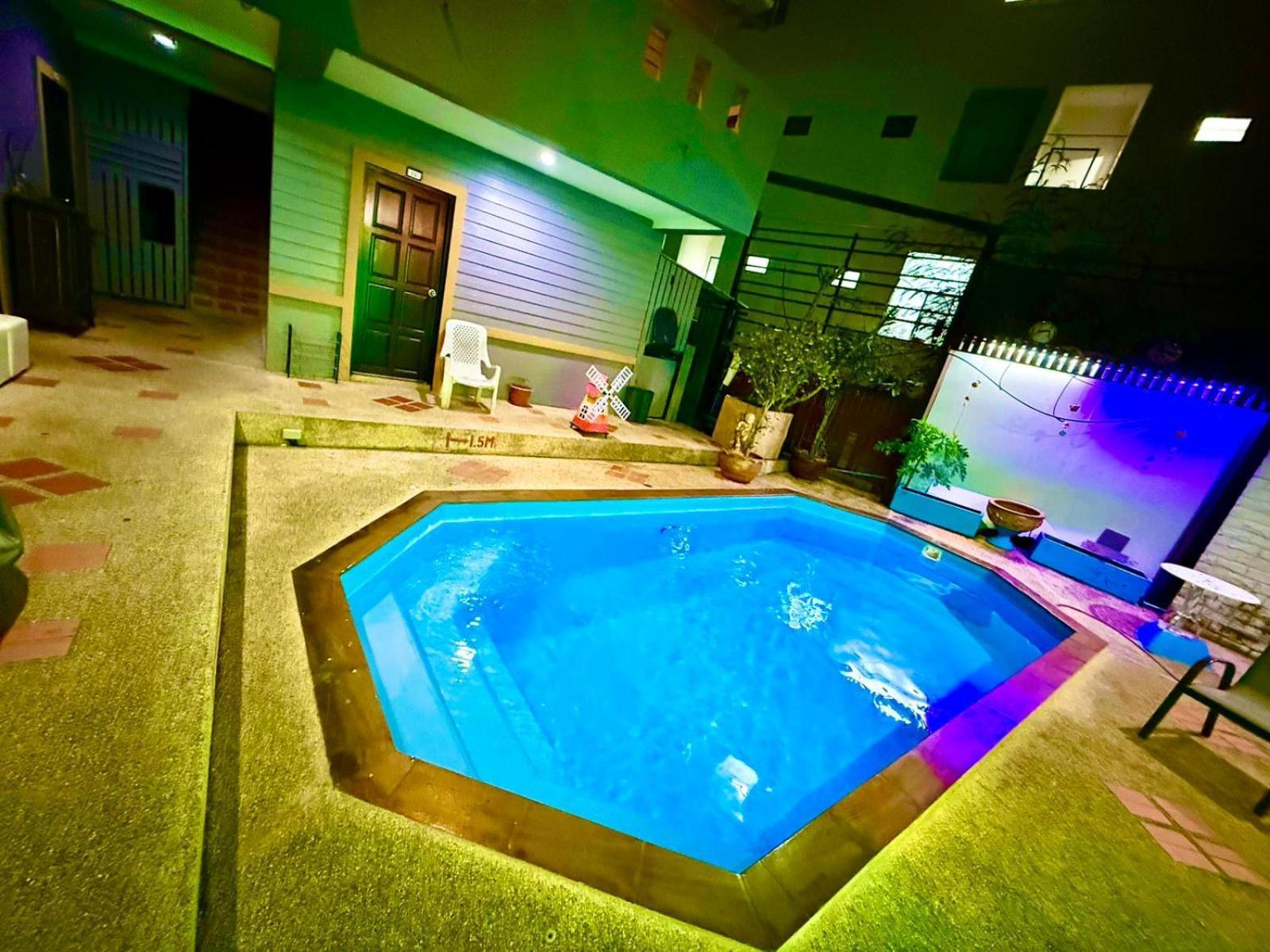 Hill Side Patong Hotel מראה חיצוני תמונה