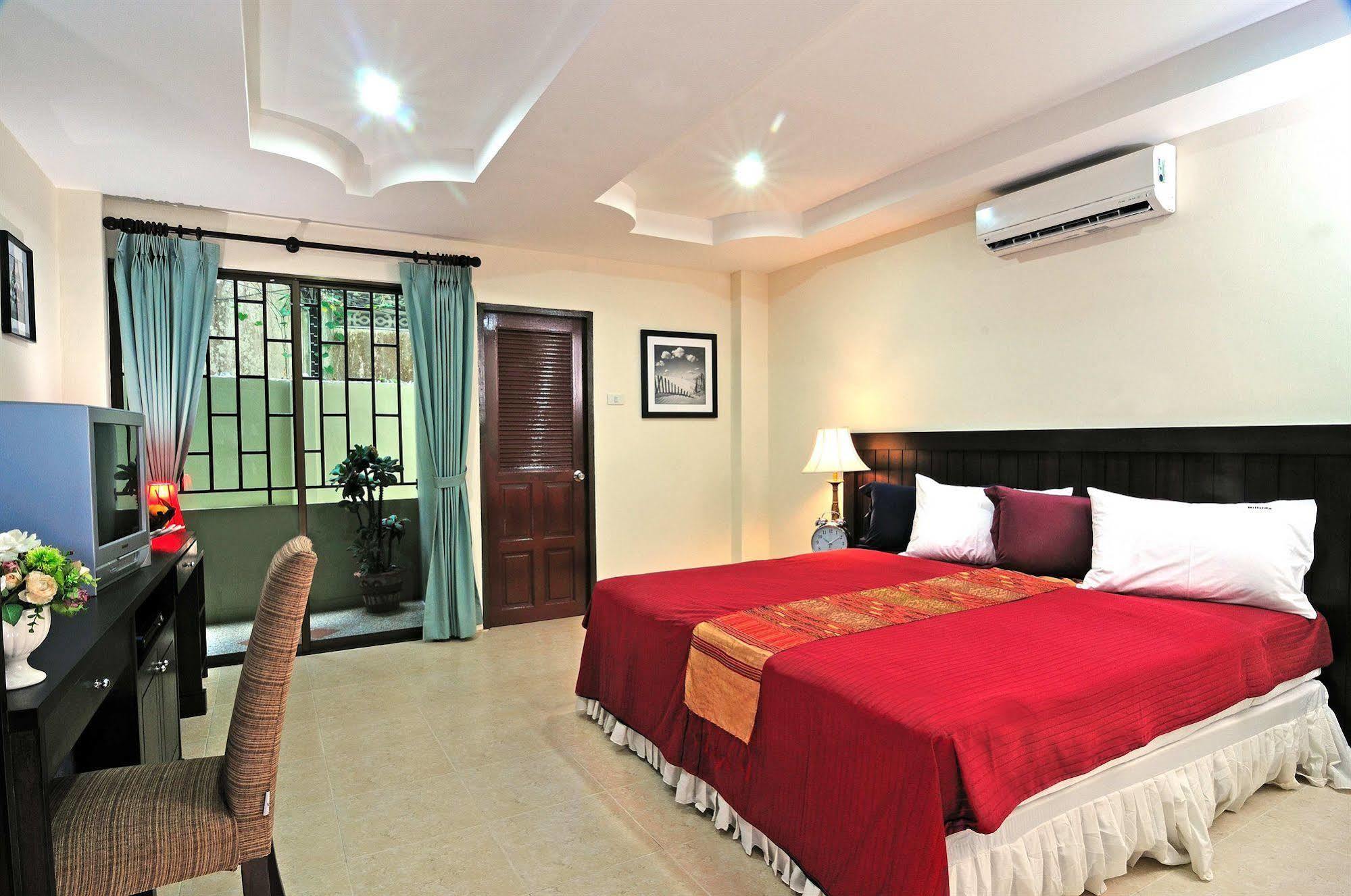 Hill Side Patong Hotel מראה חיצוני תמונה
